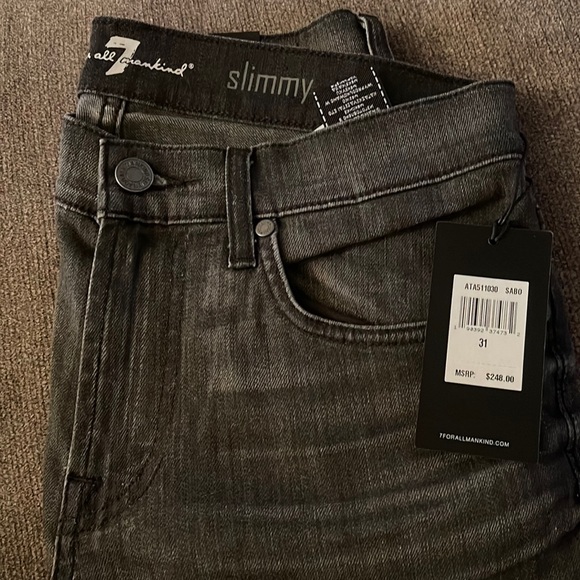 NEW WITH TAGSMen’s 7 for all Mankind jeansSlimmy fitAirweft Denim